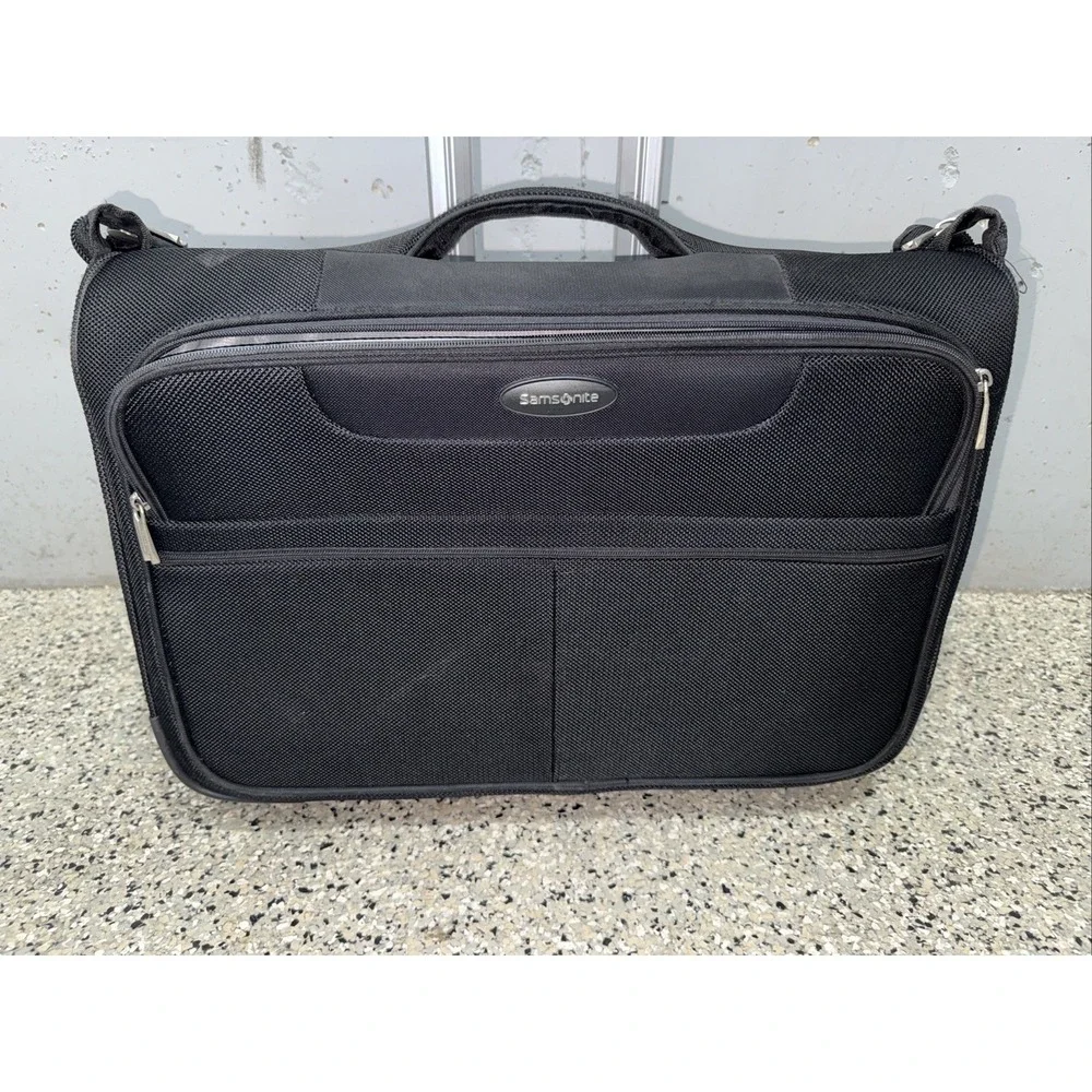 Samsonite Black 2-Wheel Rolling Garment Bag Softshell‎ Luggage 21